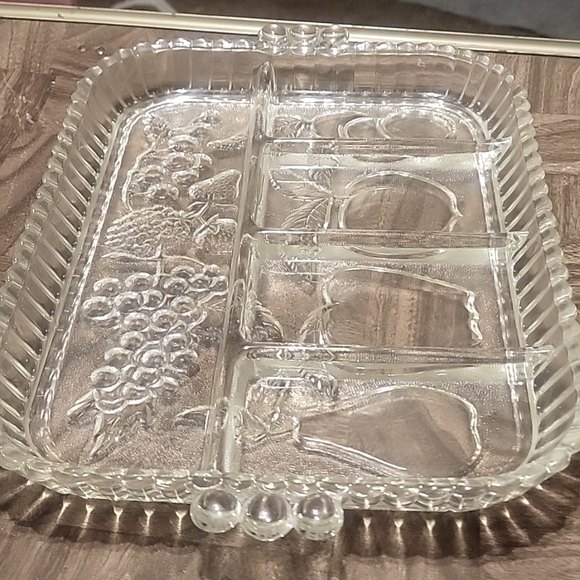 Indiana Glass clear fruit style pattern 5 sections platter. Perfect, no flaws. - Picture 3 of 6